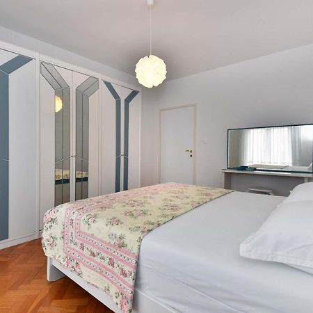 Brezac Olive Garden Apartment Fazana Bagian luar foto