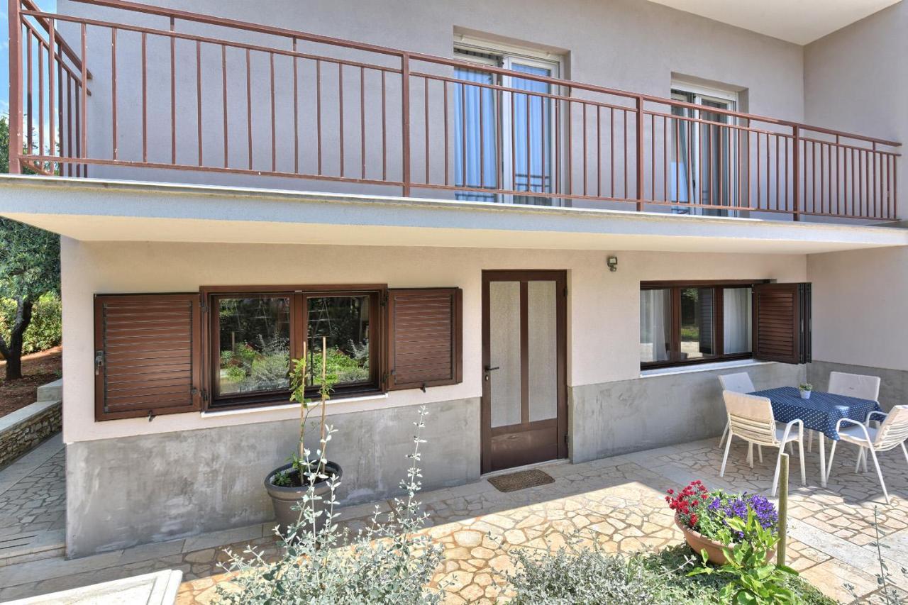 Brezac Olive Garden Apartment Fazana Bagian luar foto
