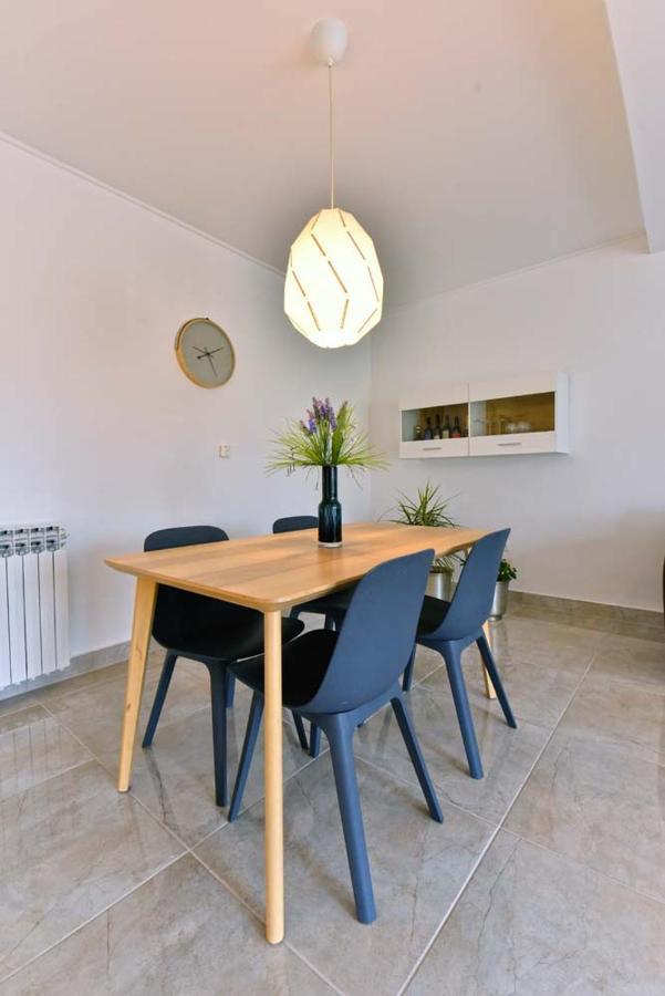 Brezac Olive Garden Apartment Fazana Bagian luar foto