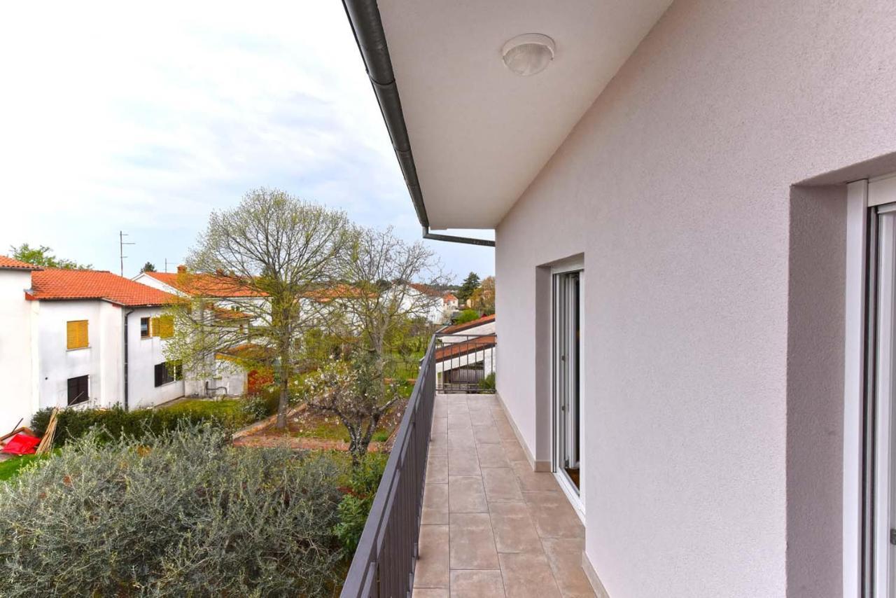 Brezac Olive Garden Apartment Fazana Bagian luar foto